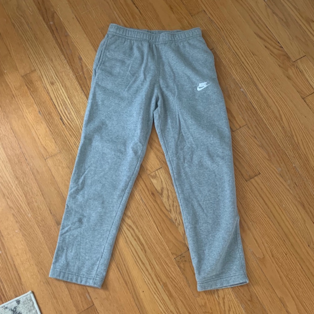 Grey sweatpants
